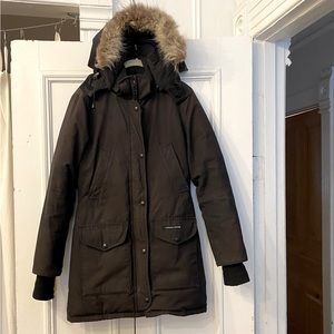 Canada Goose Women’s Montebello Parka black size XS